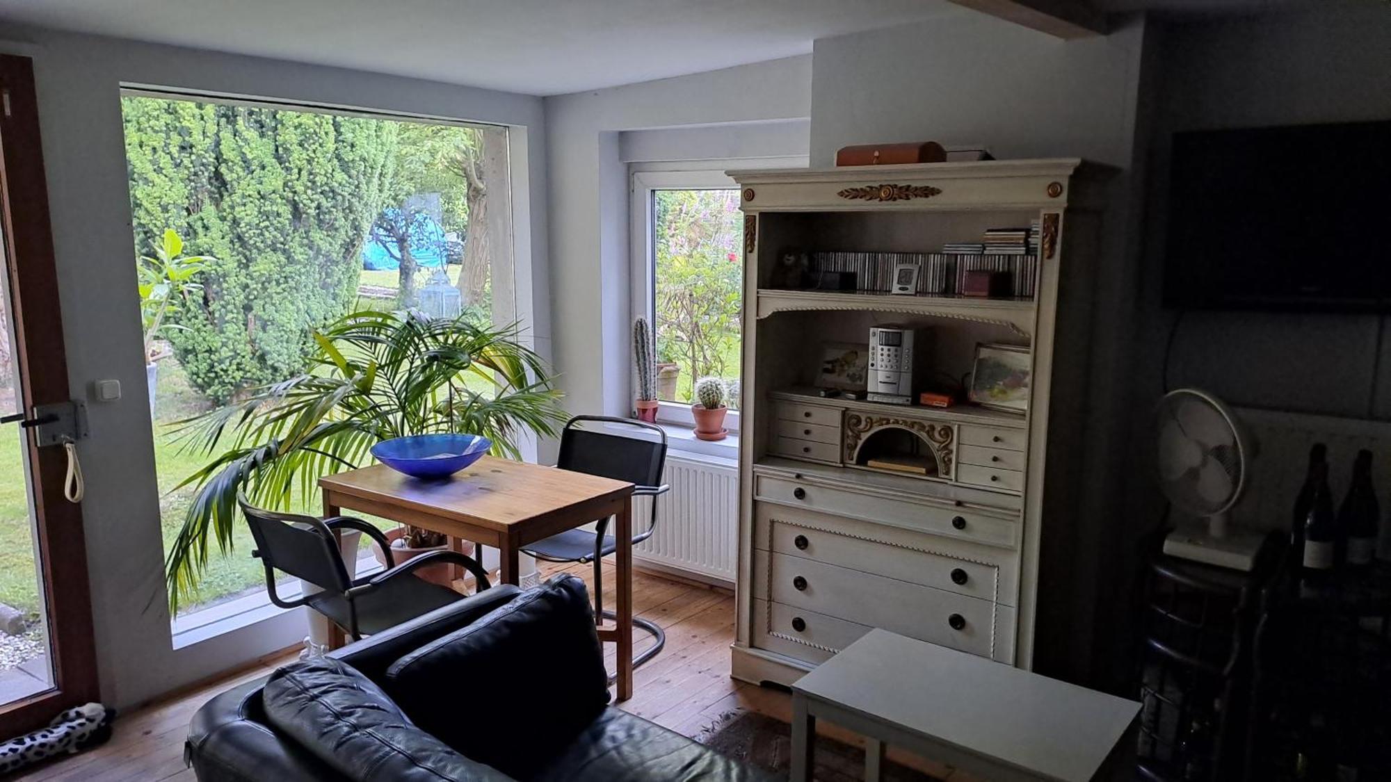 Apartmenthaus Mit Sauna Und Whirlpool Krefeld Exterior photo